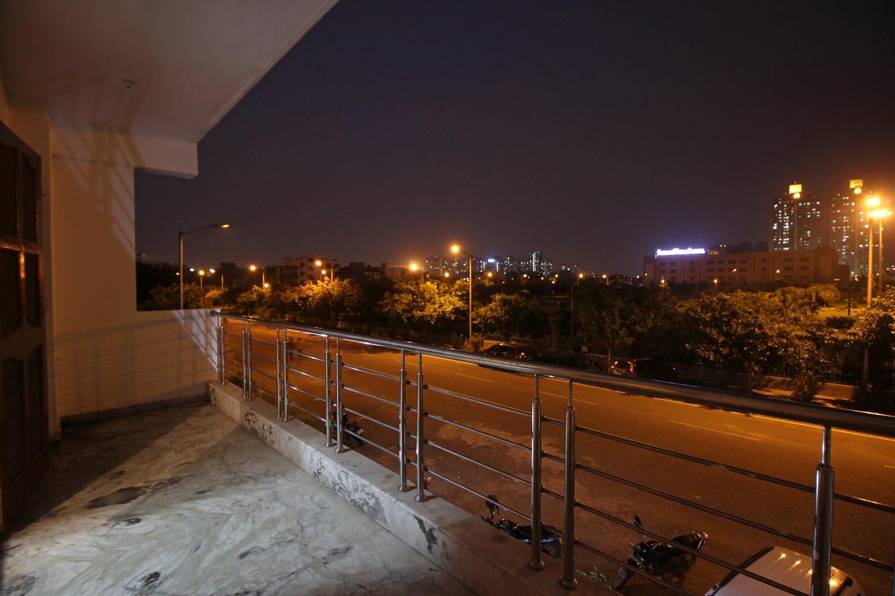 Oyo 9192 Hotel Raghav Residency Noida Exterior photo